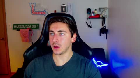 Zach Rhyder online show from 01.03.25