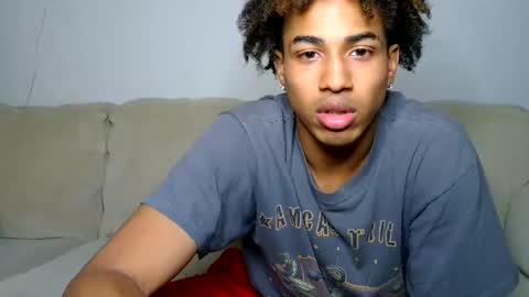 zachbrownn online show from 10.30.25