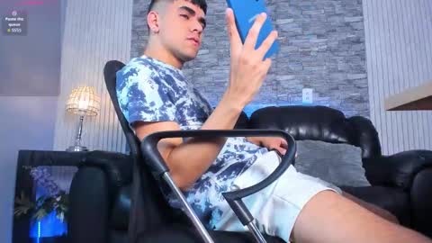 zack_joness10 online show from 12.02.25