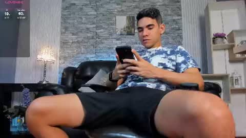Snapshot of zack_joness10 chatting on 06.16.26 zack_joness10 online show from 06.16.26