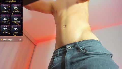 Snapshot of zackcum_ chatting on 02.01.25 for you Zack online show from 02.01.25