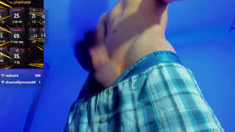 Snapshot of zackcum_ chatting on 02.19.25 for you Zack online show from 02.19.25