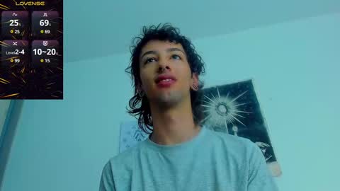 Snapshot of zackcum_ chatting on 03.02.25 for you Zack online show from 03.02.25