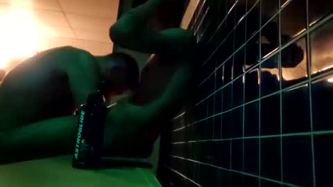 Snapshot of zaddyfine721 chatting on 12.25.24 zaddyfine721 online show from 12.25.24