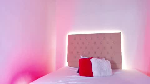 Zafiro Brown online show from 10.09.25