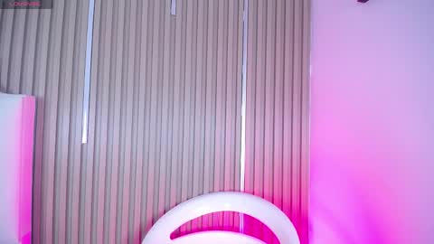 Zafiro online show from 04.15.26