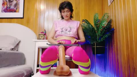 Karina  online show from 12.13.25