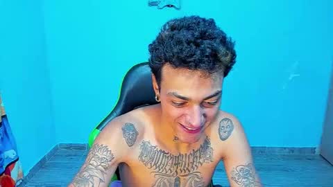 Snapshot of zafirocum chatting on 02.24.26 BiG Zafiro online show from 02.24.26