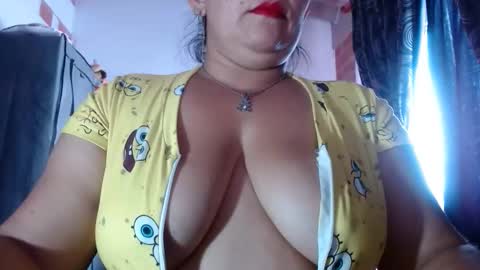 Zahi ... wants to play with everyone...yessss online show from 05.03.26