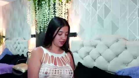 Snapshot of zaira_bonny chatting on 07.23.26 Zaira Bonny online show from 07.23.26