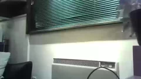 Snapshot of zalina2 chatting on 10.12.25 zalina2 online show from 10.12.25