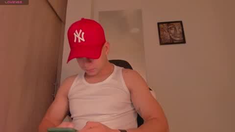 Snapshot of zamir_scott chatting on 06.18.26 zamir online show from 06.18.26