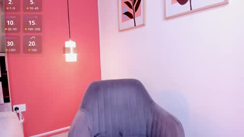 Snapshot of zamira_taylor chatting on 05.15.26 zamira_taylor online show from 05.15.26