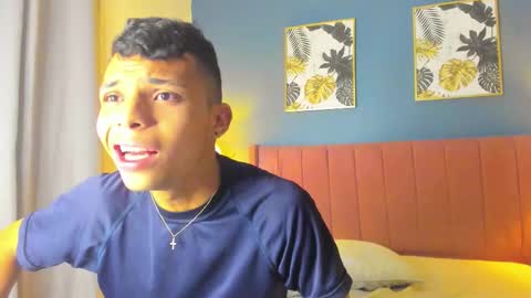 Snapshot of zan_shellby chatting on 11.17.25 zan_shellby online show from 11.17.25