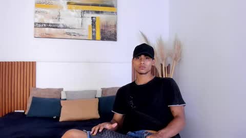 Snapshot of zander_2120 chatting on 10.02.25 Zander online show from 10.02.25