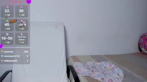 Zandra online show from 01.04.25