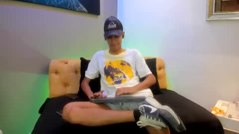 Snapshot of zane_belville chatting on 07.01.26 Zane Belville online show from 07.01.26