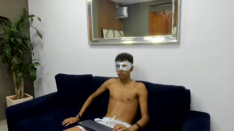 Snapshot of zane_belville chatting on 07.22.26 Zane Belville online show from 07.22.26