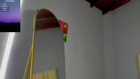 Snapshot of zaphiro__sky chatting on 02.21.26 zaphiro__sky online show from 02.21.26