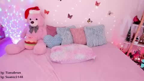 Snapshot of zaratorres_ chatting on 12.29.24 Zara online show from 12.29.24