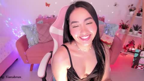 Snapshot of zaratorres_ chatting on 09.23.25 Zara online show from 09.23.25