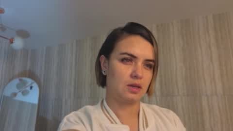 Isabella online show from 02.16.26