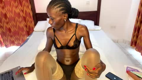 Snapshot of zaria_amara chatting on 07.29.26 zaria_amara online show from 07.29.26