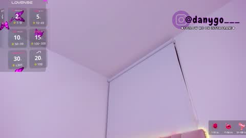 Snapshot of zarianaevanz chatting on 10.05.25 Zariana online show from 10.05.25