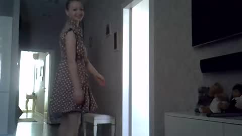 Zarina Swift online show from 03.25.26