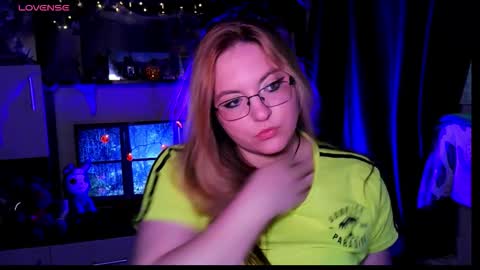 Snapshot of zayarush chatting on 11.10.25 zayarush online show from 11.10.25