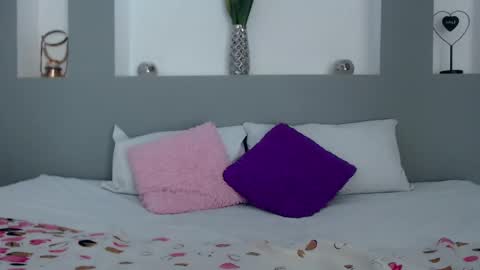 Karolyne online show from 02.17.25