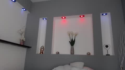 Karolyne online show from 02.24.25