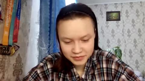 Snapshot of zenaidafairleigh chatting on 02.05.26 Ammy online show from 02.05.26