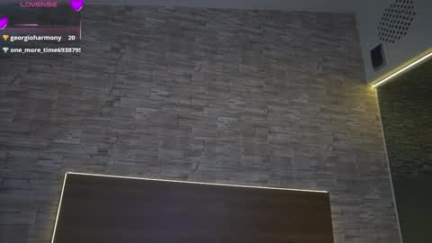 zenda_biancha online show from 03.08.26