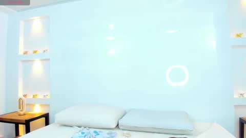 Zenda Evans online show from 02.13.25