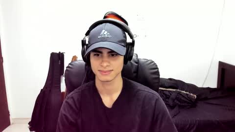 zenzhu online show from 12.17.25