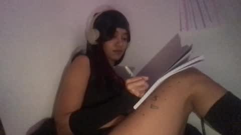 Snapshot of zenxbiaa chatting on 12.19.25 zenxbiaa online show from 12.19.25