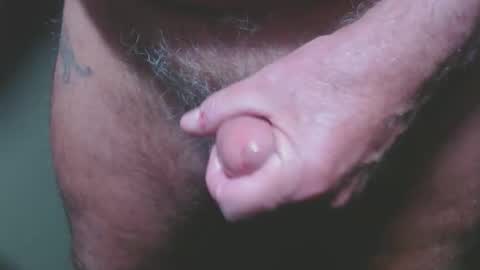 Snapshot of zerozero5555 chatting on 10.28.25 bambi cumslut online show from 10.28.25