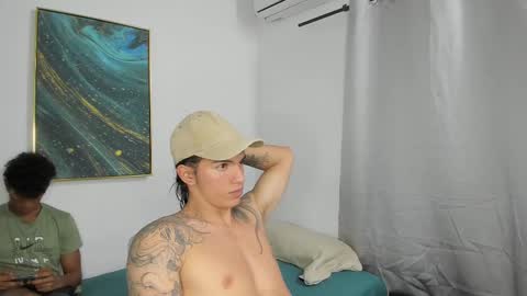 Snapshot of zeus_sm chatting on 03.08.25 zeus_sm online show from 03.08.25