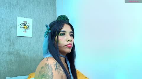 ZHAMIRA  ANDRES online show from 01.12.25