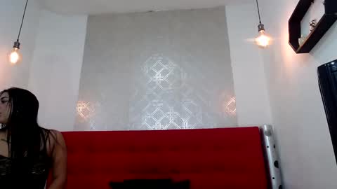 ZHAMIRA  ANDRES online show from 01.28.25