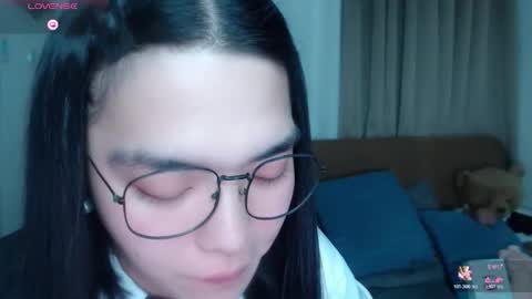 Snapshot of zhaviahale chatting on 04.23.26 im your lovely zhaviabigcock here online show from 04.23.26