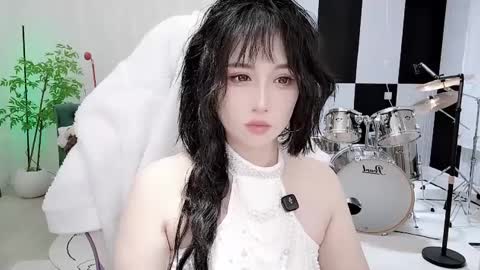 zhen online show from 10.05.25