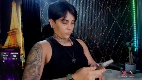 Snapshot of zhoestrong chatting on 01.19.26 zhoestrong online show from 01.19.26