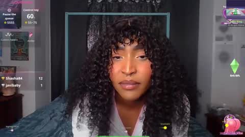 Snapshot of ziafoxy chatting on 10.19.25 ziafoxy online show from 10.19.25
