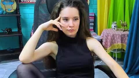 zianichols online show from 02.12.25