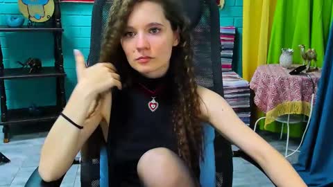 zianichols online show from 03.06.25