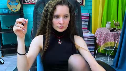 zianichols online show from 03.10.25