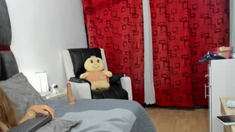 ziataylor online show from 03.06.25