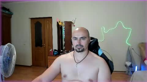 Snapshot of ziesh chatting on 06.23.26 Ziesh online show from 06.23.26